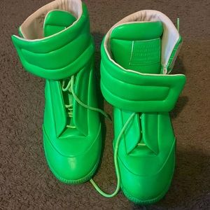 Bright green